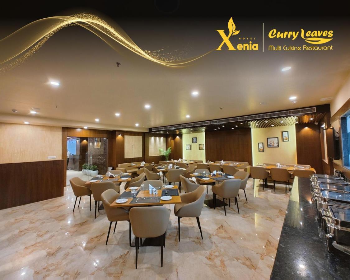 Hotel Xenia Varanasi Eksteriør billede