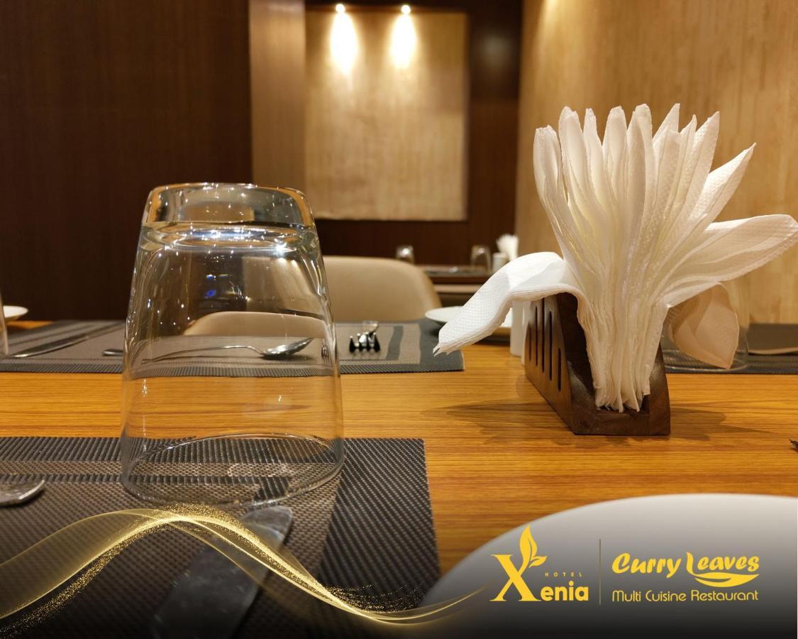 Hotel Xenia Varanasi Eksteriør billede