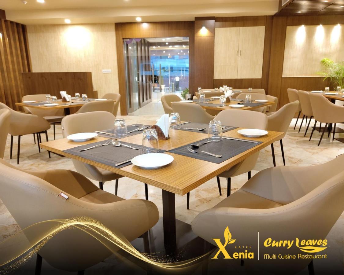 Hotel Xenia Varanasi Eksteriør billede