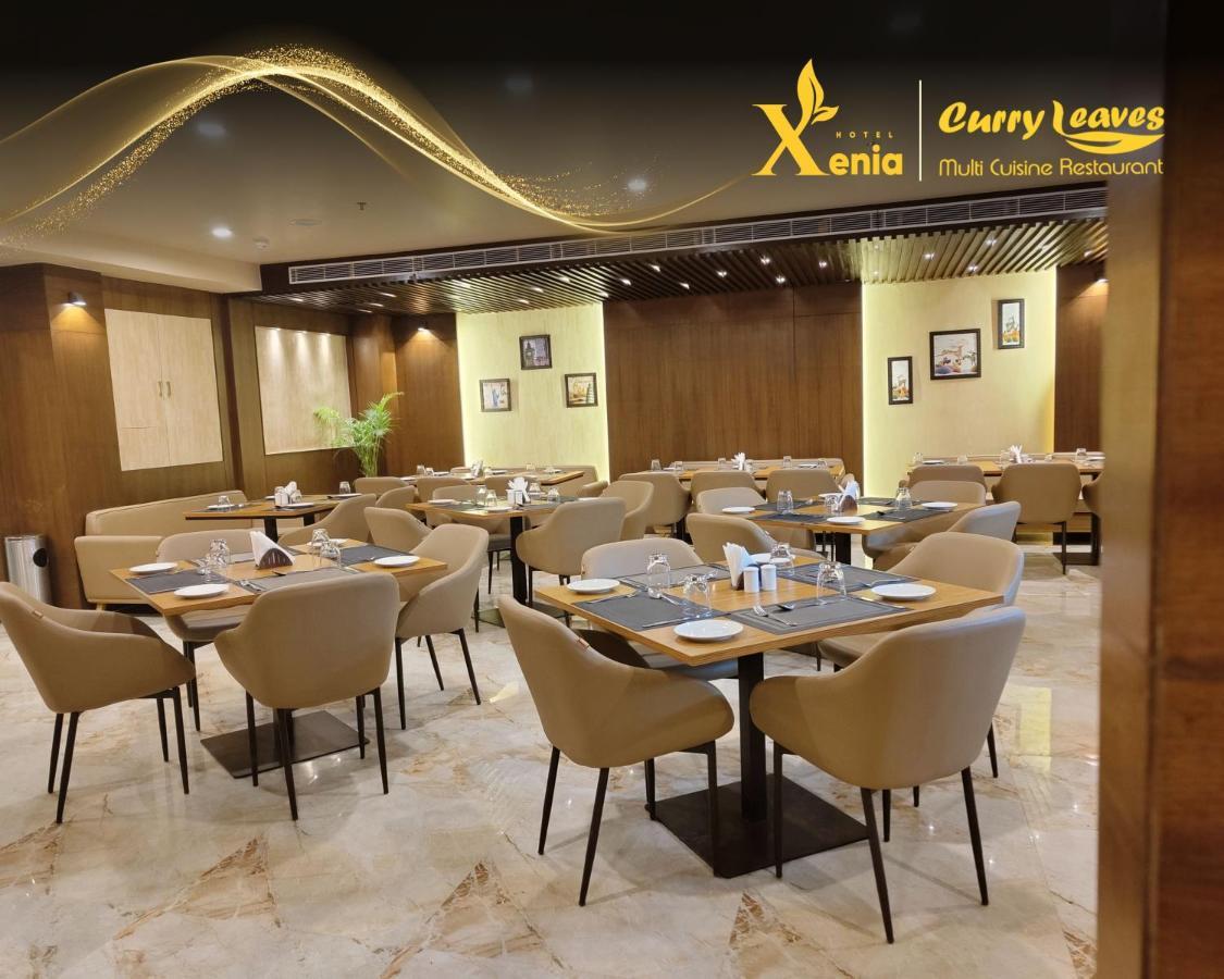 Hotel Xenia Varanasi Eksteriør billede