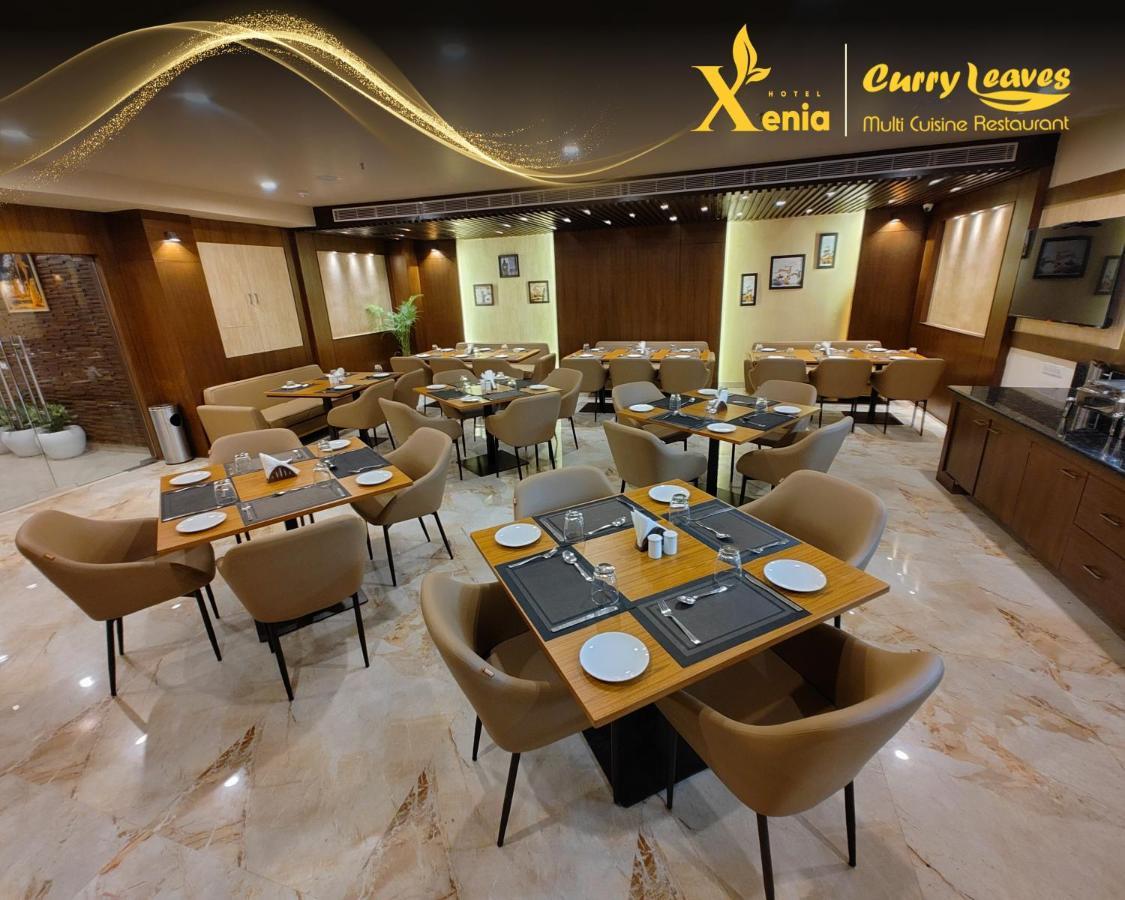 Hotel Xenia Varanasi Eksteriør billede